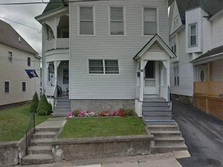 Dewitt St — Photo 1