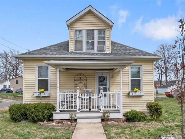 722 N Metter Ave, Columbia, IL 62236