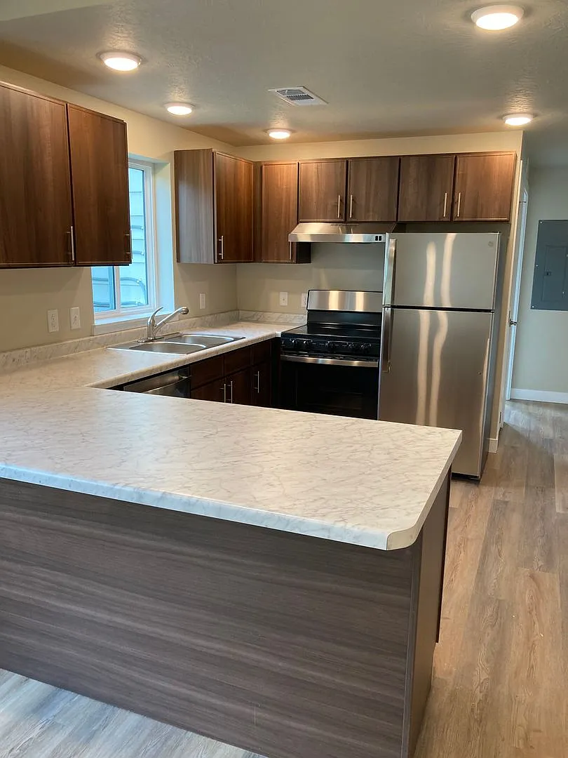 Apache View Condos — Photo 1