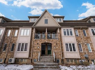 42 Pinery Trl, Toronto, ON