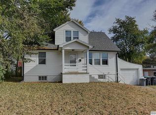 4421 N 61st St, Omaha, NE 68104