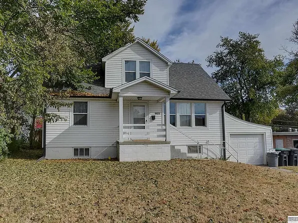 4421 N 61st St, Omaha, NE 68104