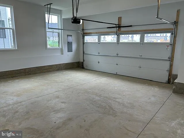 3 bed, 2.5 bath, 2170 sqft, $4,350 — Photo 4