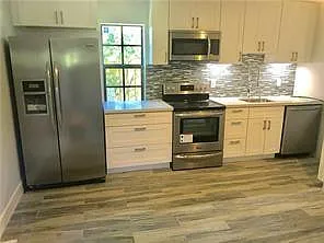 2 bed, 1.0 bath, 725 sqft, $2,000 — Photo 2