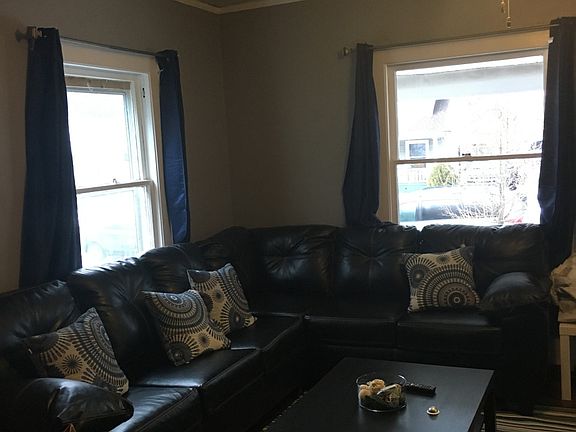 5th image of 818 N Saint Louis Blvd