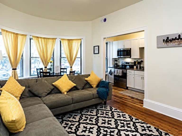 1463 Beacon St #11 — Photo 2