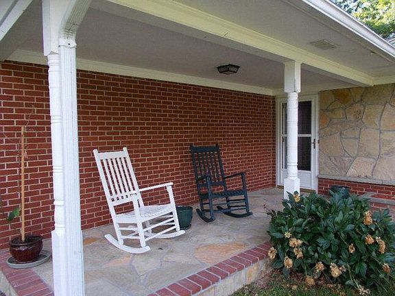 4th image of 106 Collinwood Dr