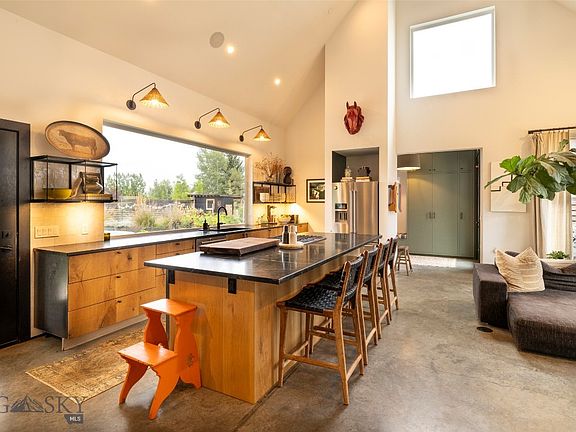 4th image of 31 Ladybug Ln