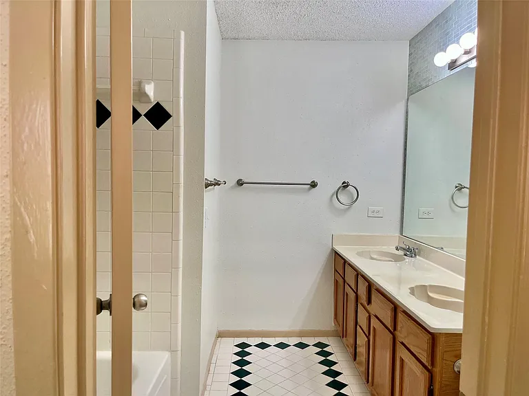 2808 Grants Lake Blvd #506 — Photo 16