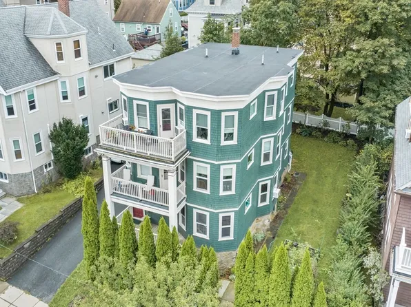 37 Montvale St #3, Roslindale, MA 02131