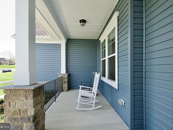4th image of 117 Liberty Garden Ln