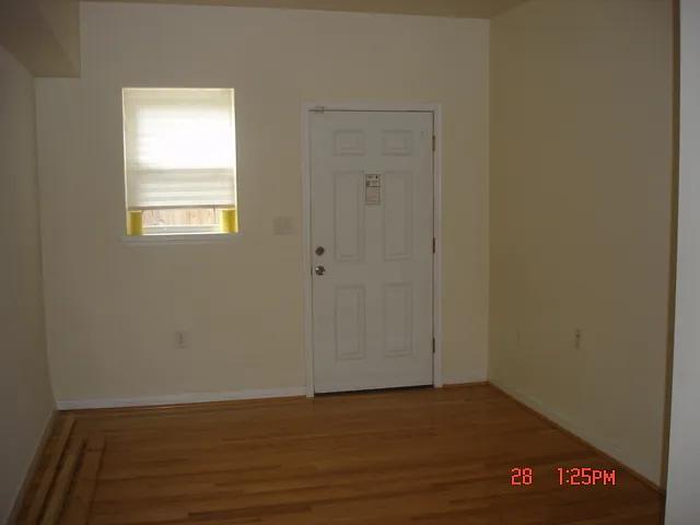 18 N. Madeira St./2 Bedroom, 2.5 Bath Townhouse — Photo 4