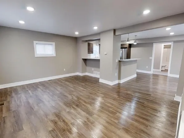 1410 Forbes St, Kalamazoo, MI 49006