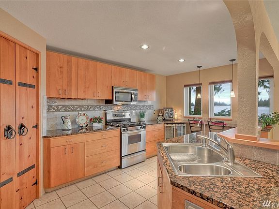 4th image of 20308 Church Lake Dr E
