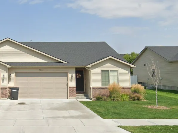 4225 Liberty Dr, Ammon, ID 83406