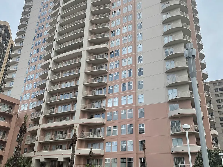 3505 Sage Rd #1003 — Photo 2
