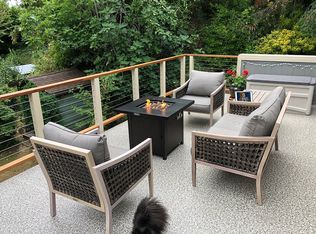 16257 8th Ave SW, Seattle, WA 98166