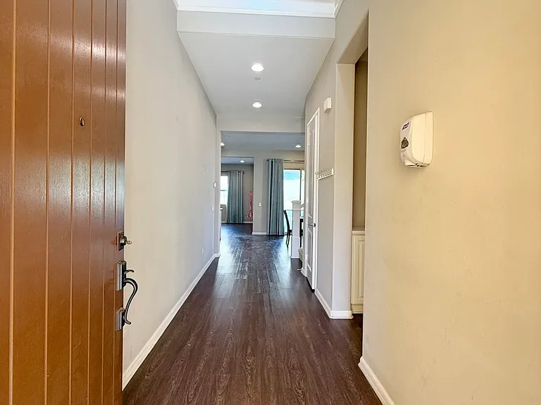 667 E Desert Willow Rd — Photo 4