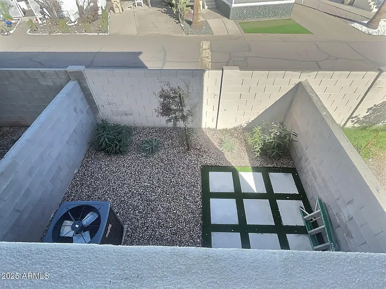 2502 E Paradise Ln #2 — Photo 37
