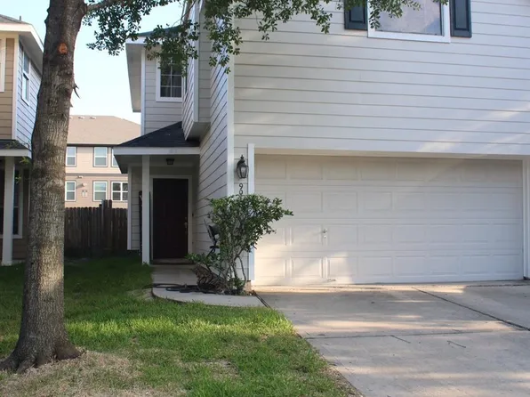 9018 Elm Drake Ln, Humble, TX 77338