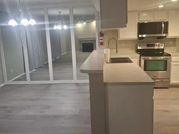 14911 Wunderlich Dr, Houston, TX