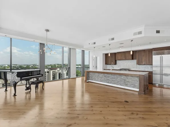900 20th Ave S APT 1301, Nashville, TN 37212