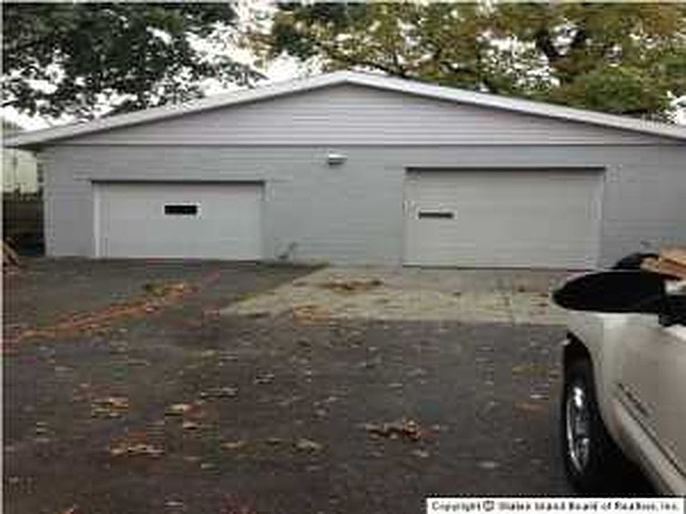 1st image of 18 Andros Ave