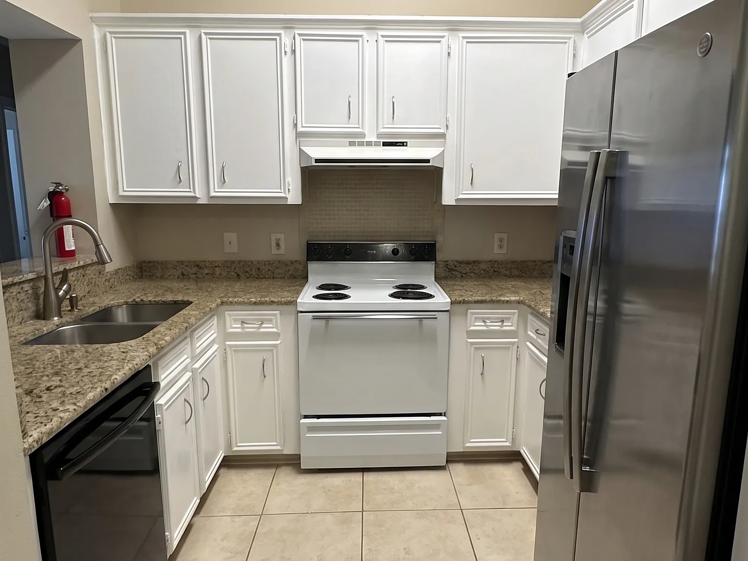 2 bed, 1019 sqft, $1,500 — Photo 2
