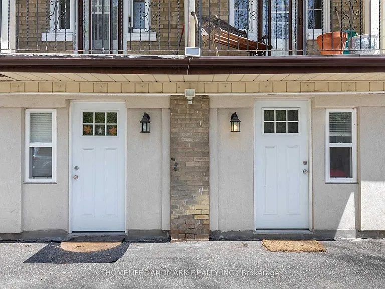 105 Chatsworth Dr #3 — Photo 2