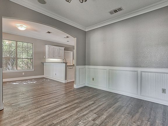 5th image of 1808 Waterwood Dr