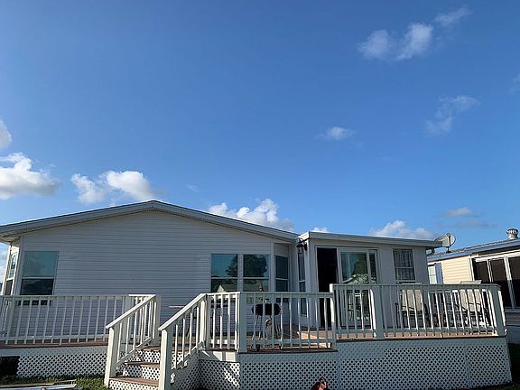 2nd image of 229 Bimini Cay Cir