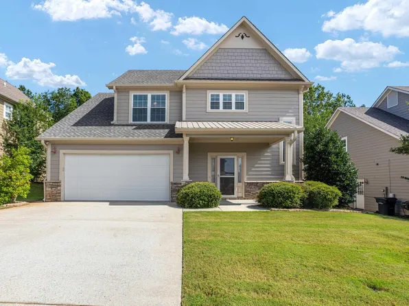 218 Nottingham Dr, Calera, AL 35040