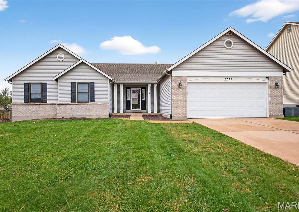 1st image of 2737 Red Cedar Parc Dr S