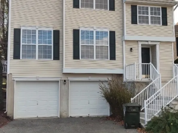 57 Sowers Dr, Mount Olive Twp., NJ 07840