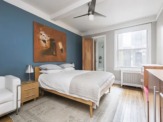 Sold by Sotheby's International Realty | media 10