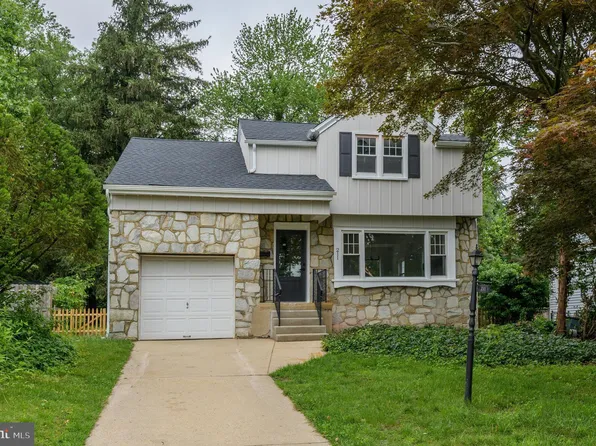211 N Vineyard Blvd, Collingswood, NJ 08108