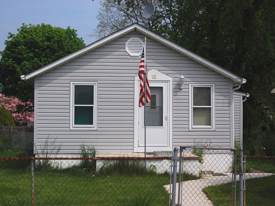 1st image of 13 Parkside Ave