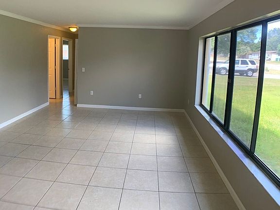 4th image of 1111 Tivoli Dr