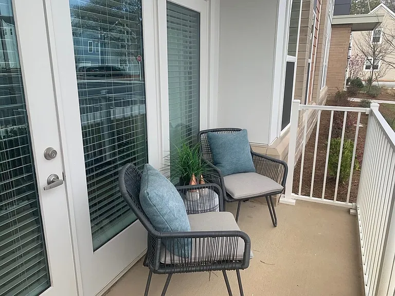 Montague at Park Circle — Photo 9