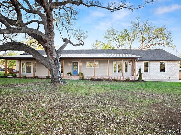 3rd image of 404 Bittern Cir