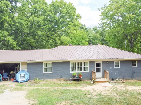 4024 Liberty Church Rd, Holladay, TN 38341