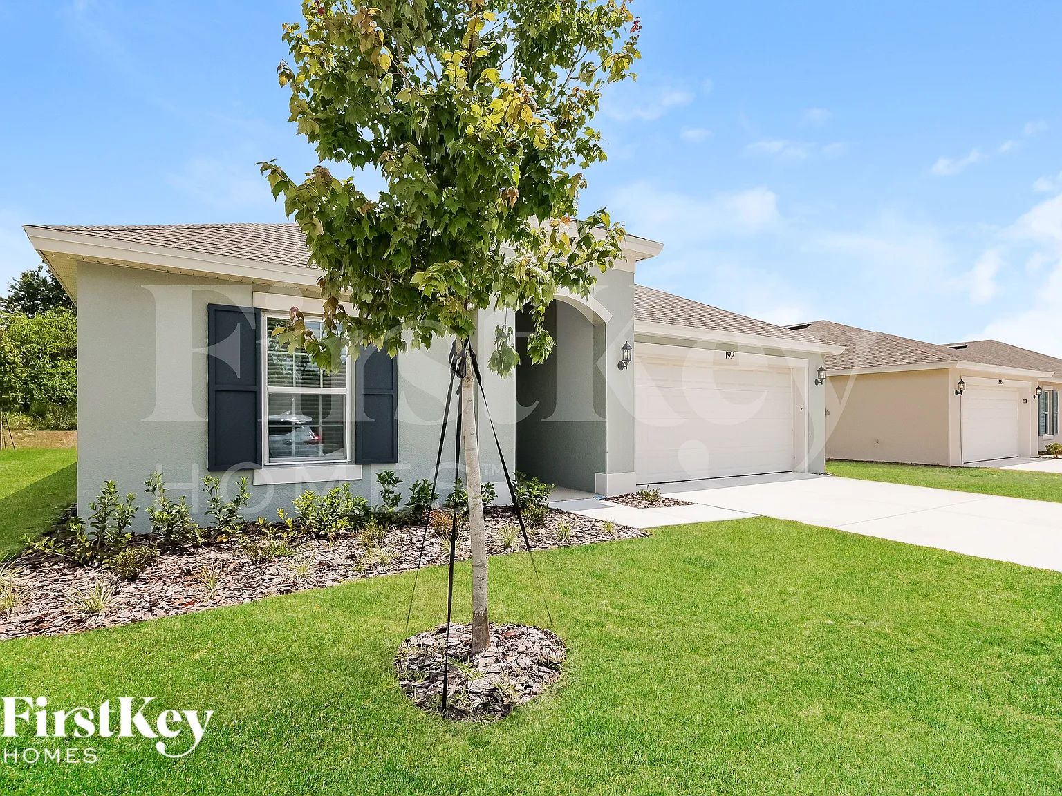 4 bed, 2.0 bath, 1938 sqft, $1,815 — Photo 2
