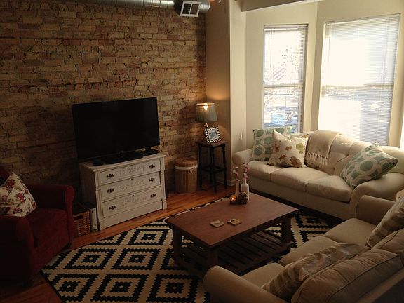 2nd image of 2450 N Southport Ave #202MF