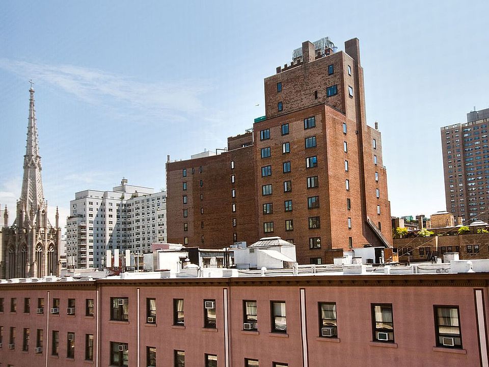 1st image of 801 Broadway #610