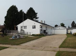 43 Beech Ct, Babbitt, MN 55706