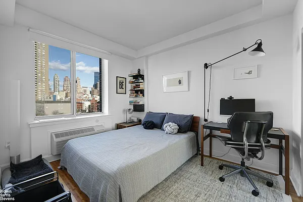 Sold by Brown Harris Stevens | media 6