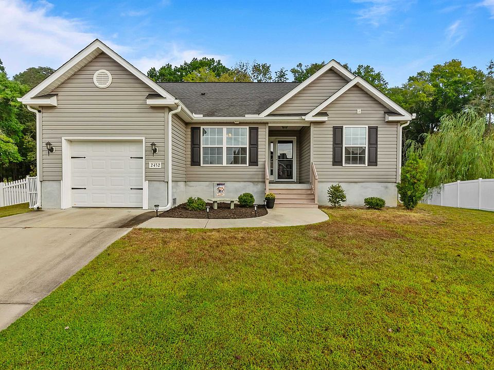 1st image of 2452 Summerhaven Loop