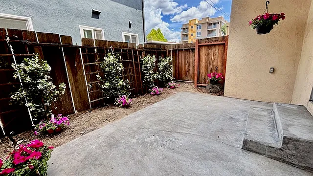 1733 Lacassie Ave #2 — Photo 9