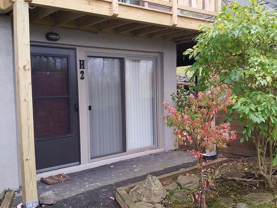 1st image of 40 Highlands Dr #H2