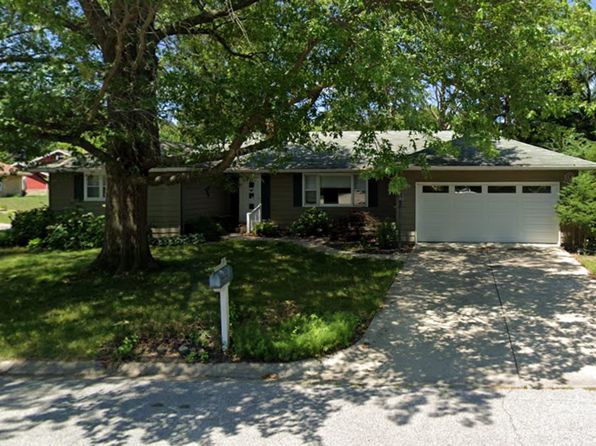 208 Lindberg Ave
